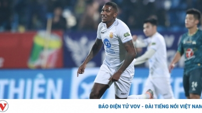 남딘 클럽, 브라질 U23 전 스트라이커와 작별 인사