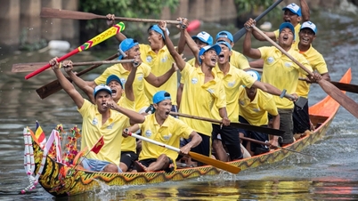 ការប្រណាំងទូកដ៏រំភើបនៅលើប្រឡាយ Nhieu Loc - Thi Nghe