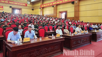 Yen Khanh យល់ច្បាស់អំពីខ្លឹមសារនៃការងារប្រឆាំងអំពើពុករលួយរបស់អគ្គលេខាបក្ស Nguyen Phu Trong និងឯកសារសំខាន់ៗមួយចំនួន។
