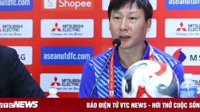 គ្រូ​បង្វឹក Kim Sang-sik៖ ក្រុម​វៀតណាម​មក​ថៃ​ដើម្បី​ឈ្នះ​ពាន AFF Cup