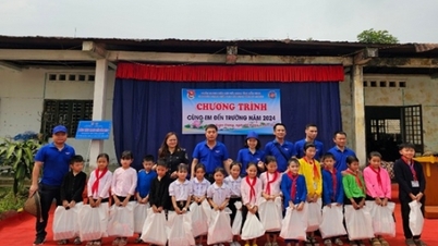 សម្ព័ន្ធយុវជនគយ Bac Ninh បានសម្របសម្រួលរៀបចំកម្មវិធីសប្បុរសធម៌នៅ Ha Giang