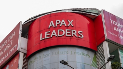 តើអ្នកដឹកនាំ Apax និយាយអ្វីខ្លះអំពីការសងប្រាក់ថ្លៃសិក្សាយឺតៗជាបន្តបន្ទាប់ដល់ឪពុកម្តាយ?