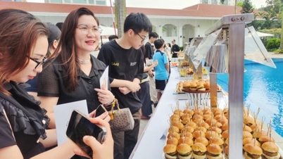 ការពង្រឹងការយោគយល់គ្នាតាមរយៈការផ្លាស់ប្តូរម្ហូបស៊ុយអែត-វៀតណាម