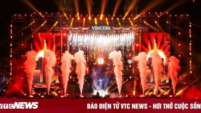Vincom 20th Birthday - a classy party marking a journey through time