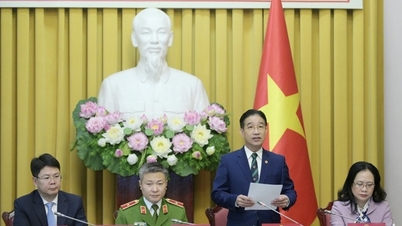 សេចក្តី​ប្រកាស​បញ្ជា​របស់​ប្រធាន​ស្តី​ពី​ច្បាប់​សំខាន់ៗ​ដែល​មាន​ចំណុច​ថ្មី​ជា​ច្រើន។