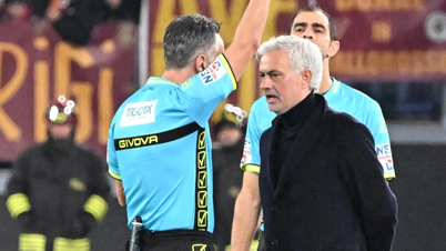 គ្រូ​បង្វឹក Mourinho ទទួល​បាន​កាត​ក្រហម និង​សម្រុក​ចេញ​ពី​សន្និសីទ​កាសែត។