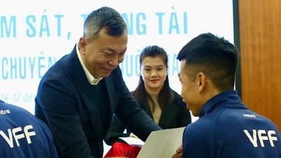 Giám sát, trọng tài Việt Nam được thực hành ngay sau khi kết thúc lớp tập huấn