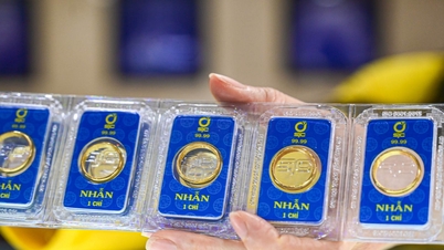 Giá vàng nhẫn tăng dữ dội, lần đầu tiên vượt mốc 80 triệu đồng