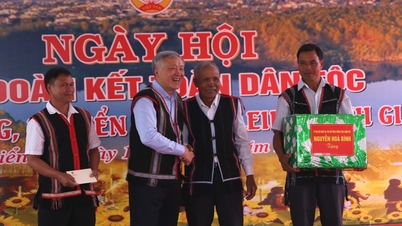 រៀបចំទិវាឯកភាពជាតិដ៏មានអត្ថន័យ