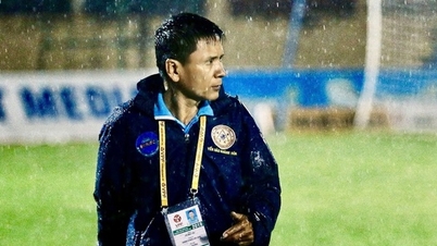 គ្រូបង្វឹក Vo Dinh Tan ត្រលប់មកវិញ ដោយរក្សាកីឡាករដែលមានឈ្មោះខ្លីបំផុតក្នុងលោក!