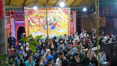 People attend the peace-praying ceremony at Phuc Khanh pagoda relic