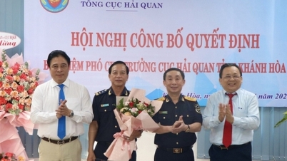 Appointing Mr. Nguyen Van Cuong to hold the position of Deputy Director of Khanh Hoa Customs Department