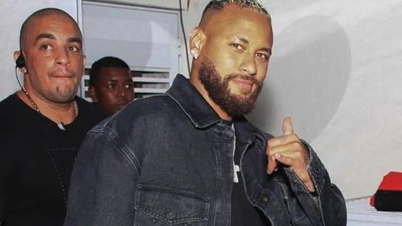 Neymar gây sốc với ngoại hình thừa cân