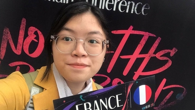 Female student increased from 7.5 to 8.5 IELTS after two months