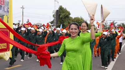 ហេតុអ្វី​មិន​ស្នើ​ប្តូរ​ថ្ងៃ​ឈប់​សម្រាក​ថ្ងៃ​ទី​៣០ មេសា​មុន​?
