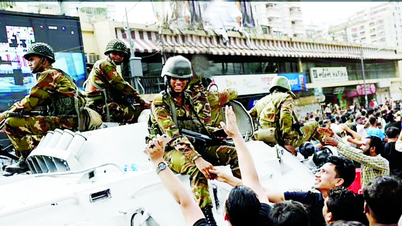 Thủ tướng Bangladesh Sheikh Hasina rời nước sau khi từ chức