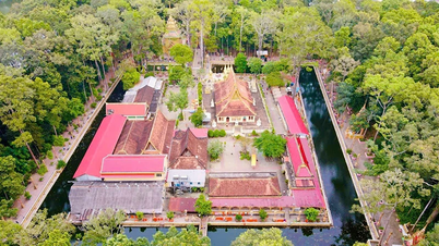 ត្រាវិញ​លើក​កម្ពស់​តម្លៃ​បេតិកភណ្ឌ​ទាក់ទង​នឹង​ការ​អភិវឌ្ឍ​ទេសចរណ៍