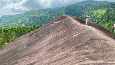 Mother Elephant Rock Mountain – une beauté surréaliste dans les hauts plateaux du centre