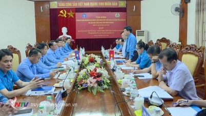 Trao đổi kinh nghiệm hoạt động công đoàn giữa LĐLĐ tỉnh Nghệ An với Liên hiệp Công đoàn tỉnh Xiêng Khoảng - Lào