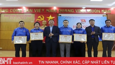 ការអនុវត្ត "ឆ្នាំនៃយុវជនស្ម័គ្រចិត្ត" ជាមួយនឹងសកម្មភាពជាក់ស្តែងជាច្រើន។
