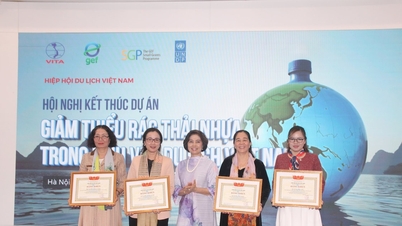Quang Nam និង​ជា​សញ្ញា​កាត់​បន្ថយ​កាក​សំណល់​ប្លាស្ទិក​ក្នុង​វិស័យ​ទេសចរណ៍