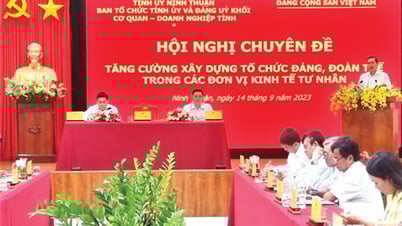 Bước chuyển mới trong công tác xây dựng Đảng