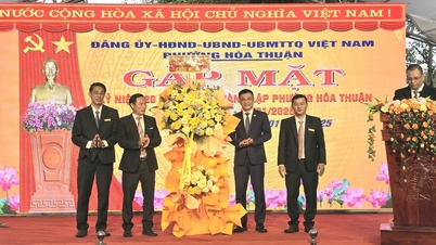 Phường Hòa Thuận gặp mặt kỷ niệm 20 năm thành lập