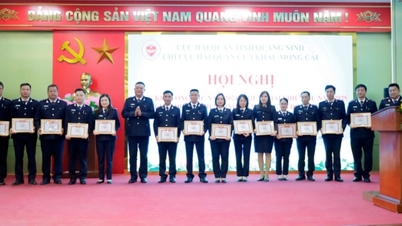 សាខាគយច្រកព្រំដែន Mong Cai៖ ចំណូលថវិការដ្ឋសម្រេចបាន ២.៣៨៨ពាន់លានដុង