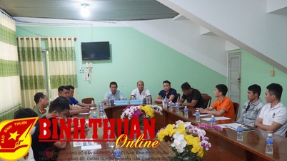 ការប្រកួតកីឡាហ្វូតសាលខេត្ត Binh Thuan លើកទី 14 ឆ្នាំ 2023 ចាប់ផ្តើមហើយ។