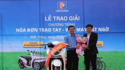 Petrolimex Đắk Nông trao thưởng Chương trình "Hóa đơn trao tay – Vận may bất ngờ"
