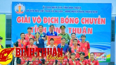 នគរបាល​ខេត្ត​ទទួល​បាន​ជ័យលាភី​លេខ​១​លើ​វិញ្ញាសា​បាល់ទះ​បុរស​ខេត្ត
