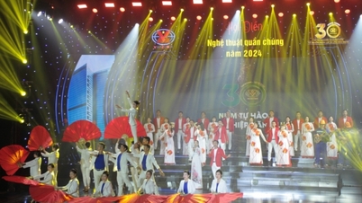 Phong trào văn nghệ quần chúng ở Than Hòn Gai