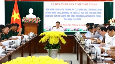 គណៈកម្មាធិការ​ប្រជាជន​ខេត្ត​បាន​ស្តាប់​របាយការណ៍​ស្តីពី​សេចក្តីព្រាង​គម្រោង «​ការដ្ឋាន​សាងសង់​ទីបញ្ជាការ​យោធា​ឃុំ សង្កាត់ និង​ទីប្រជុំជន