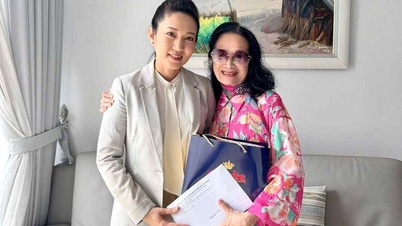 NSND Nguyễn Thị Thanh Thúy thăm và chúc tết văn nghệ sĩ tiêu biểu