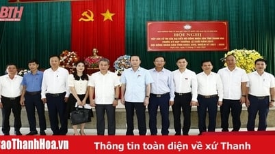Chủ tịch UBND tỉnh Đỗ Minh Tuấn tiếp xúc cử tri thị xã Nghi Sơn