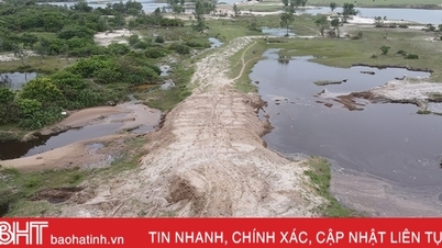ទំនប់​វារីអគ្គិសនី​នៃ​គម្រោង​អណ្តូង​រ៉ែ​ដែក ថាច់ ខេ កំពុង​តែ​ស្រុត​ជា​បន្តបន្ទាប់។