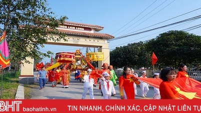 Đón nhận di tích lịch sử văn hoá cấp tỉnh nhà thờ Đậu Thi