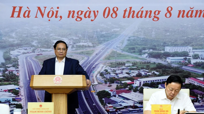 នាយករដ្ឋមន្ត្រី អញ្ជើញជាអធិបតីក្នុងកិច្ចប្រជុំគណៈកម្មាធិការដឹកនាំគម្រោងសំខាន់ៗក្នុងវិស័យដឹកជញ្ជូន