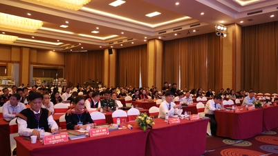 Đối thoại giữa lãnh đạo UBND tỉnh với đại biểu tham dự Đại hội đại biểu các dân tộc thiếu số tỉnh Đắk Lắk lần thứ IV năm 2024