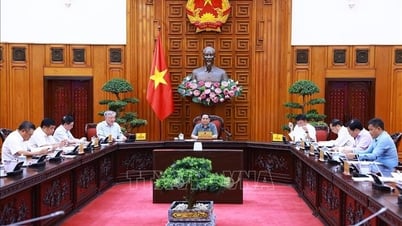 ការ​ស្នើ​ឡើង​នូវ​គោល​ដៅ​នាំ​ប្រទេស​យើង​ចូល​ក្នុង​ក្រុម​ពី​៣០​ទៅ​៣៥​ប្រទេស​ដែល​មាន​សេដ្ឋកិច្ច​ធំ​ជាង​គេ​លើ​ពិភពលោក