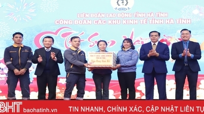 ប្រធានគណៈកម្មាធិការប្រជាជនខេត្ត ប្រារព្ធពិធីបុណ្យ Tet ជាមួយកម្មករនៃតំបន់សេដ្ឋកិច្ច Ha Tinh