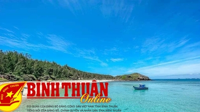 លុប​ចោល​កាកសំណល់​ប្លាស្ទិក​សម្រាប់​ការ​ធ្វើ​ដំណើរ​ស្អាត