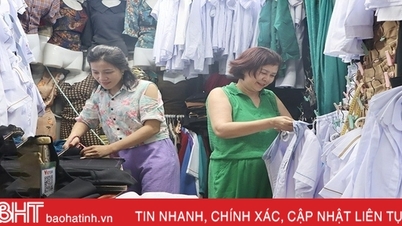 Las instalaciones de costura de uniformes están ocupadas "cerrando pedidos".