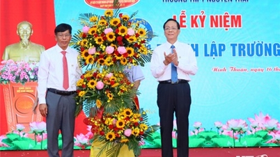 Trường THPT Nguyễn Trãi kỷ niệm 70 năm thành lập