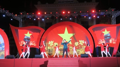 Chương trình nghệ thuật “Vang mãi bản hùng ca” Kỷ niệm 79 năm Cách mạng Tháng Tám và Quốc khánh nước Cộng hoà xã hội chủ nghĩa Việt Nam