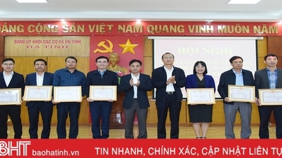 Tiếp tục đổi mới phương pháp sinh hoạt chi bộ sát với thực tiễn
