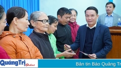 កម្មវិធី "Tet Sum Vay, Sharing Love" Tet At Ty
