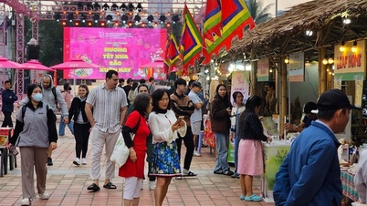 ទីក្រុង Da Nang រៀបចំព្រឹត្តិការណ៍ដ៏ទាក់ទាញជាច្រើន ដោយរំពឹងថានឹងទទួលភ្ញៀវទេសចរណ៍ជាង ៤៥៦ ០០០ នាក់ក្នុងឱកាសបុណ្យចូលឆ្នាំថ្មី