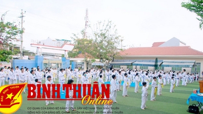 សិស្ស​ជាង ២០០​នាក់ ប្រឡង​លើក​កម្ពស់​តេក្វាន់ដូ