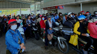 Hơn 700 khách kẹt trên đảo Nam Du, hàng ngàn khách đã rời Phú Quốc